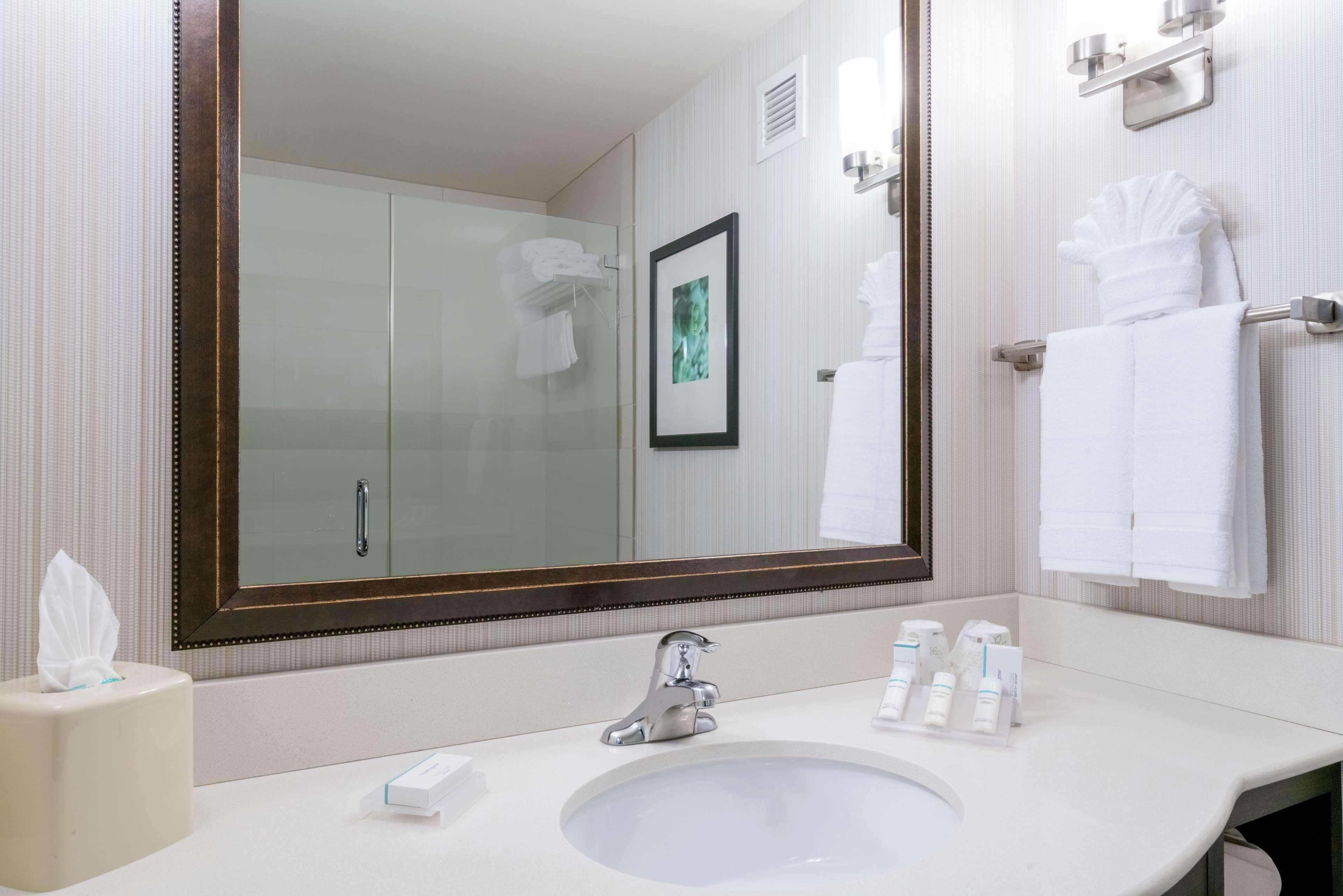 Hilton Garden Inn Valley Forge/Oaks Экстерьер фото