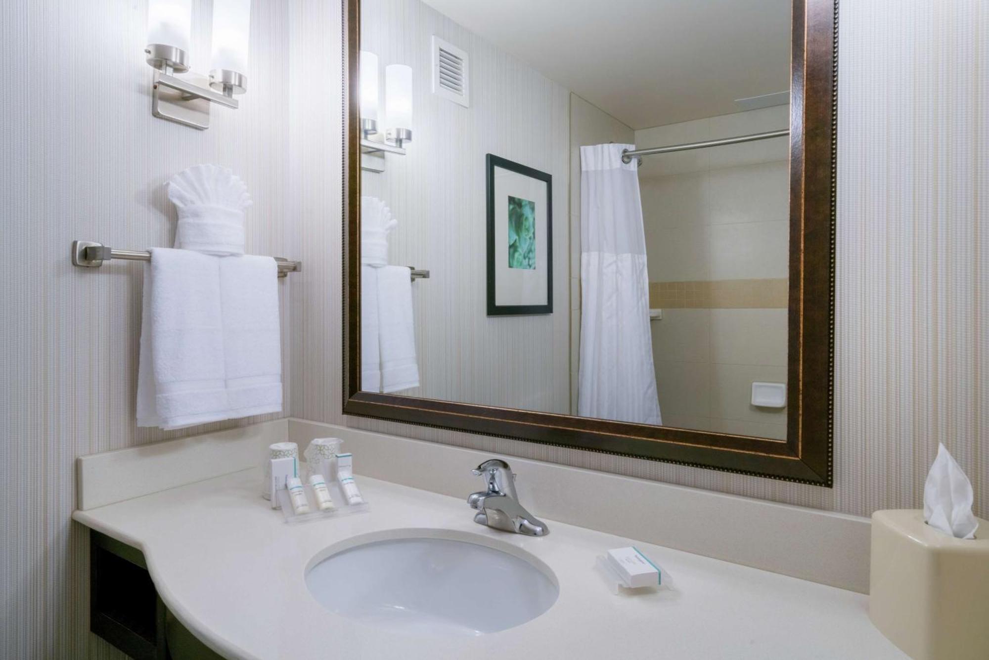 Hilton Garden Inn Valley Forge/Oaks Экстерьер фото