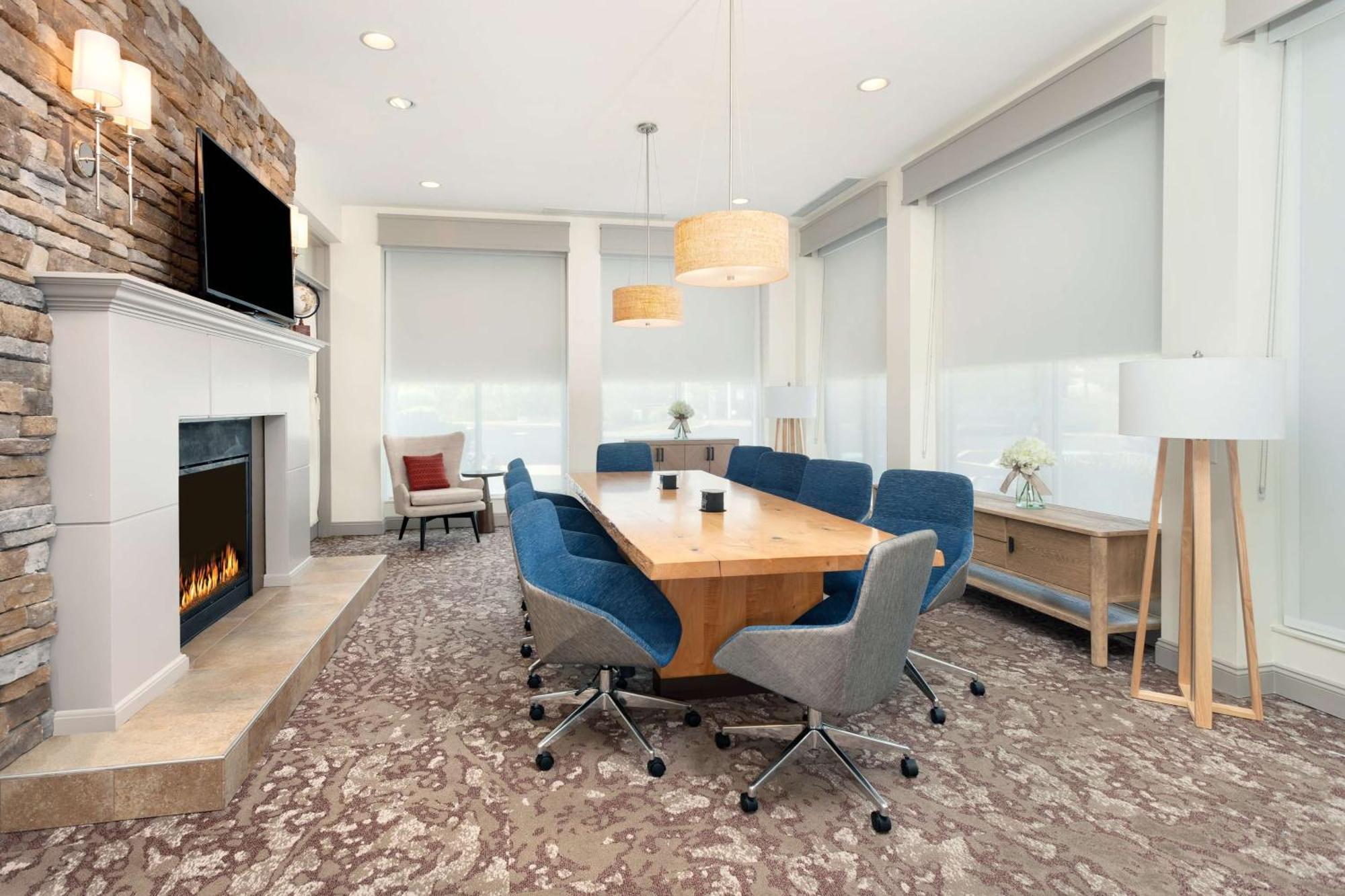 Hilton Garden Inn Valley Forge/Oaks Экстерьер фото
