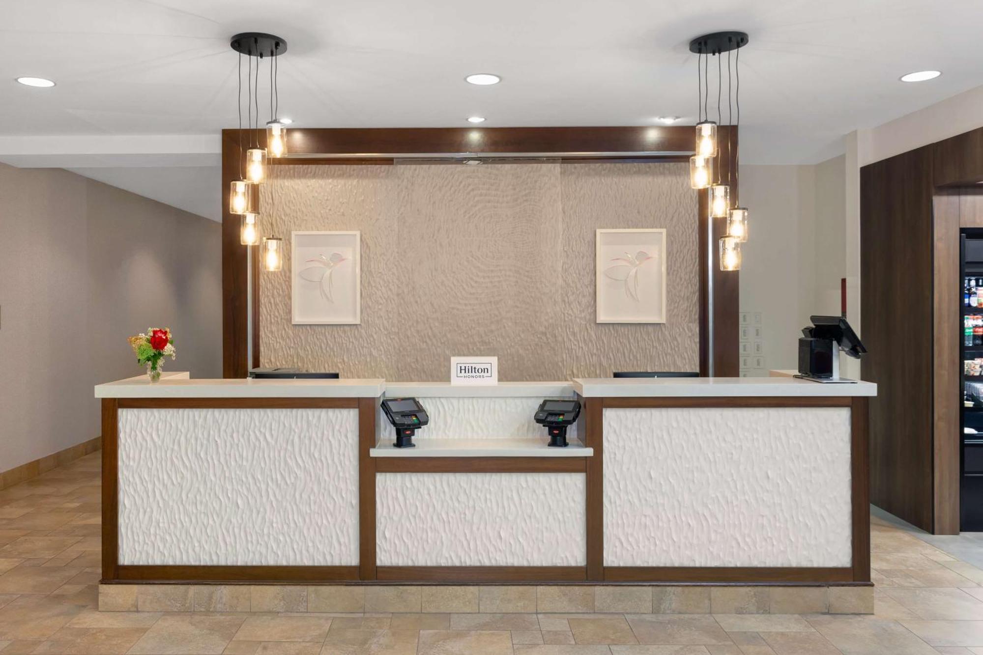 Hilton Garden Inn Valley Forge/Oaks Экстерьер фото