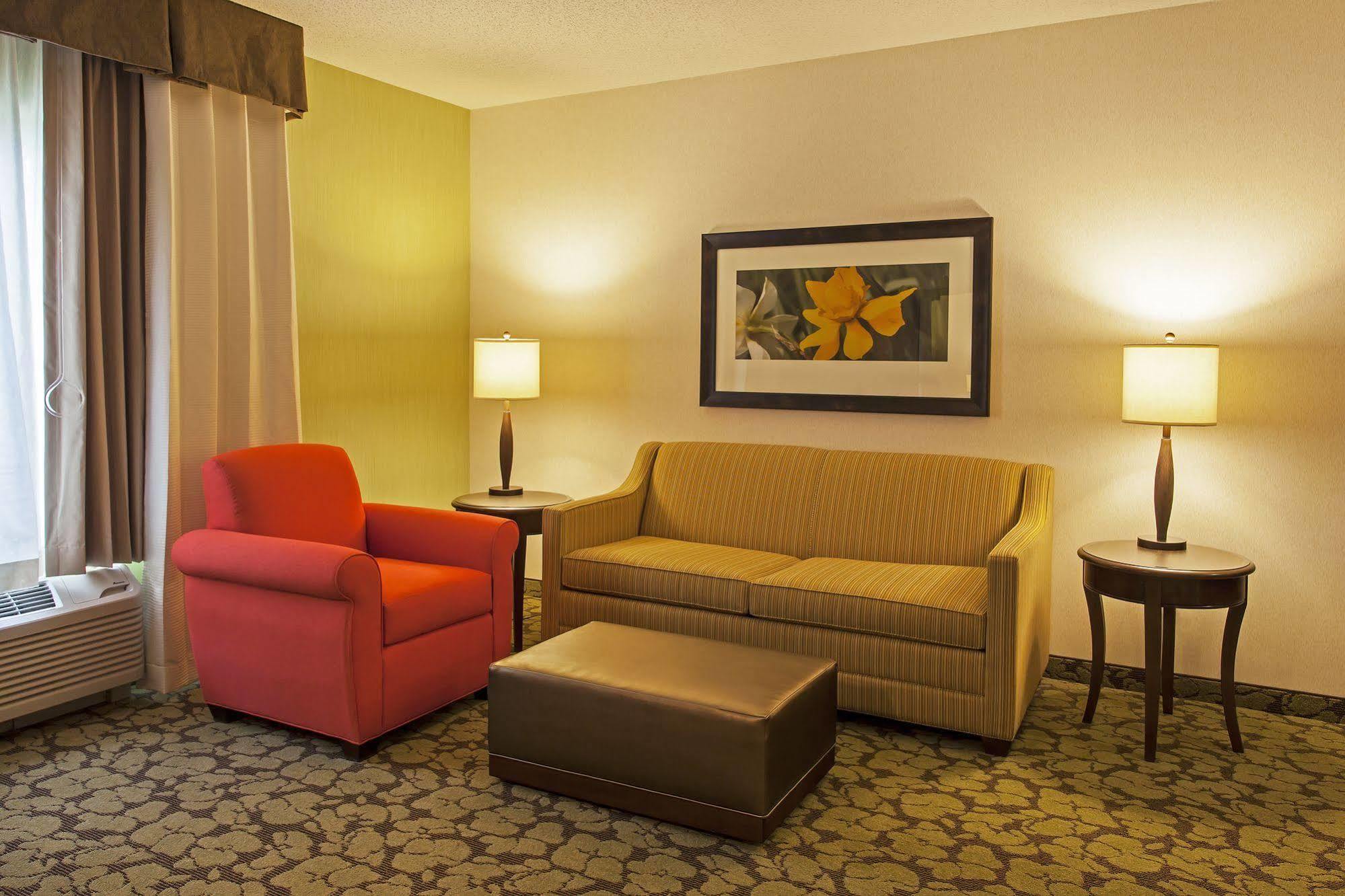 Hilton Garden Inn Valley Forge/Oaks Экстерьер фото